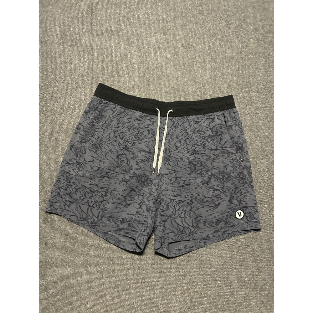 Vuori kore lined shorts mens size XL blue AOP performance active gym no size tag
